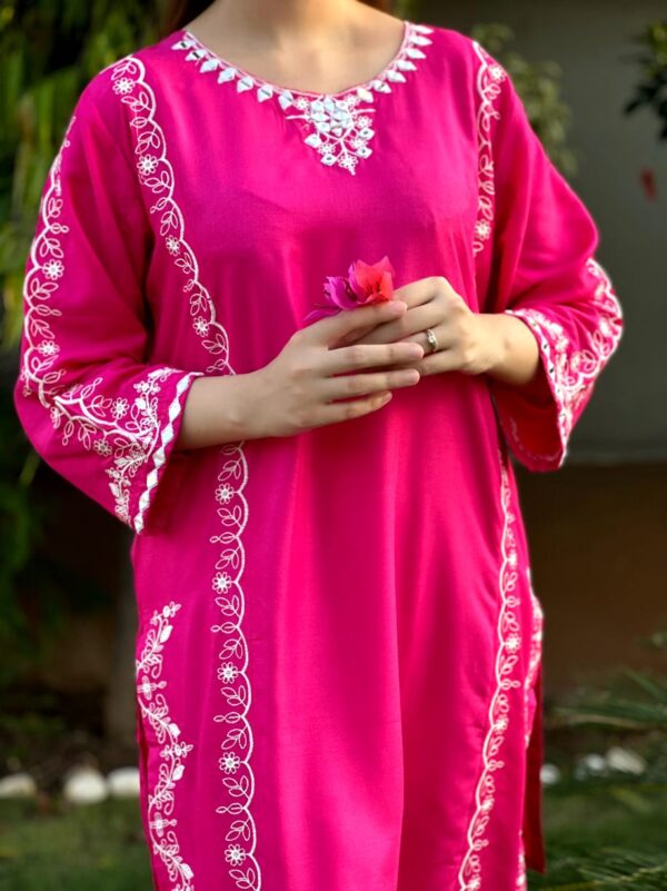 ZILA Embroidered 2pc stitched - Image 5