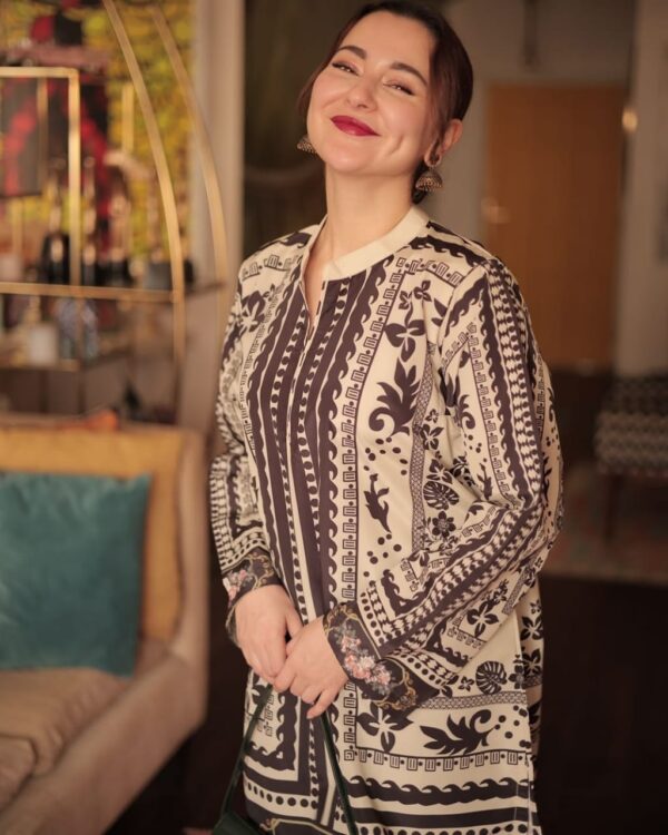 Most demanded HANIA AMIR - Image 4